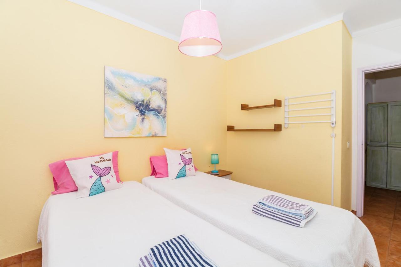 Passaro Azul Guesthouse By Algarve Golden Properties Lagos Exterior photo